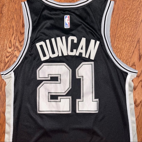 Nike NBA Authentics Tim Duncan Spurs Jersey - Picture 3 of 12